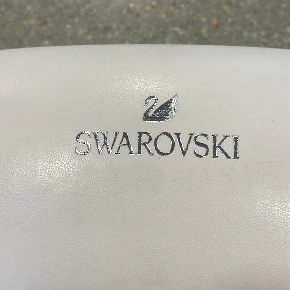 Swarovski butterfly pilot Women's Sunglasses with case - Picture 16 of 16